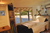 Amazon Fishing Fly-In Floating Cabins